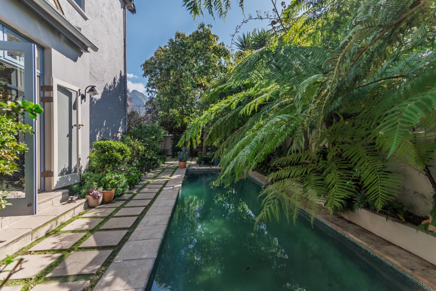 5 Bedroom Property for Sale in Rondebosch Western Cape